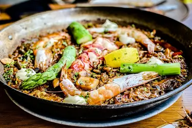 Paella valenciana